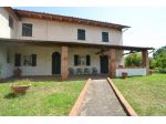 RUSTICO di 8 vani e di 300 mq (ALTOPASCIO - Ponte alla Ciliegia) rif. 3081