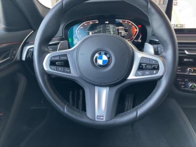 BMW Serie 5(G30/31/F90) 520d 48V Touring Msport - Foto 8