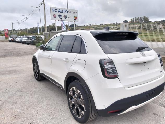 Fiat 600 Hybrid 110 CV DCT MHEV La Prima KM 0 - Foto 6