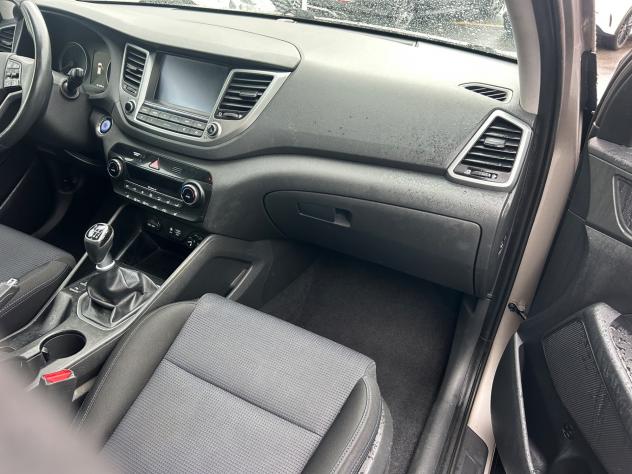 Hyundai Tucson 1.7 CRDi XPossible - Foto 8