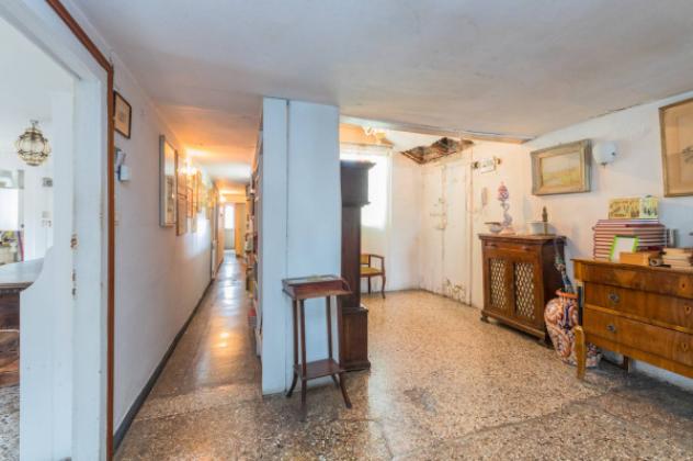 Appartamento di 139 m² con più di 5 locali in vendita a Venezia - Foto 4