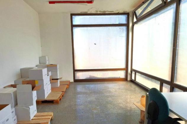 Immobile in asta di 201 m² con più di 5 locali in vendita a Elmas - Foto 18