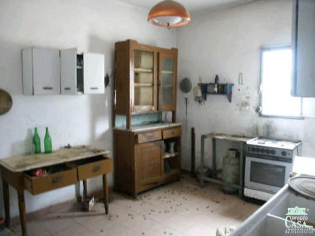 Casale con Corte e Terreno - Foto 18
