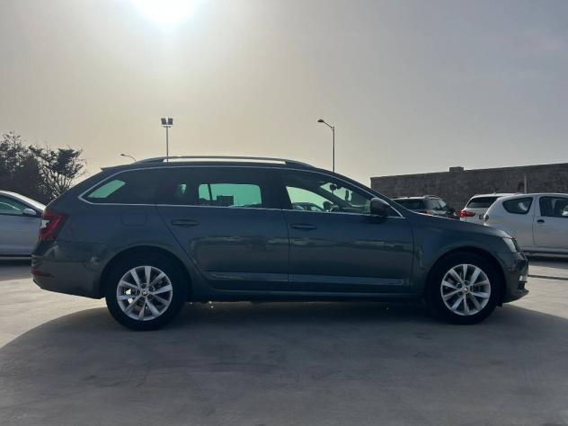 Skoda Octavia Wagon 1.5 g-tec Ambition 130cv dsg - Foto 8