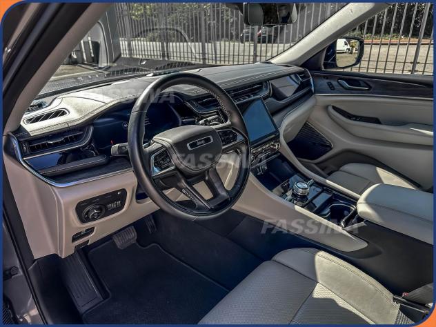 Jeep Grand Cherokee 4xe 2.0 PHEV 380CV Overland Auto 4WD - Foto 8