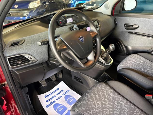 Lancia Ypsilon III 1.0 firefly HYBRID 5 Posti - Foto 9