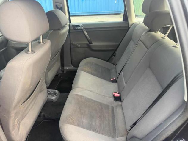 VOLKSWAGEN Polo 1.4/69CV TDI 5p. Sportline senza lavoro da fare rif. 23886430 - Foto 4
