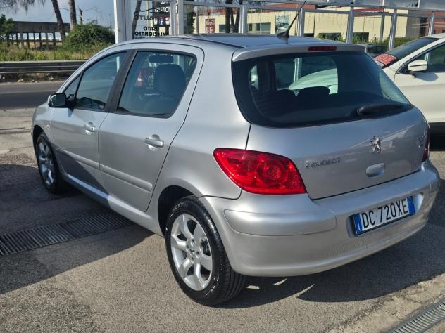 Peugeot 307 1.6 16V HDi 90CV 5p. D-Sign - Foto 6
