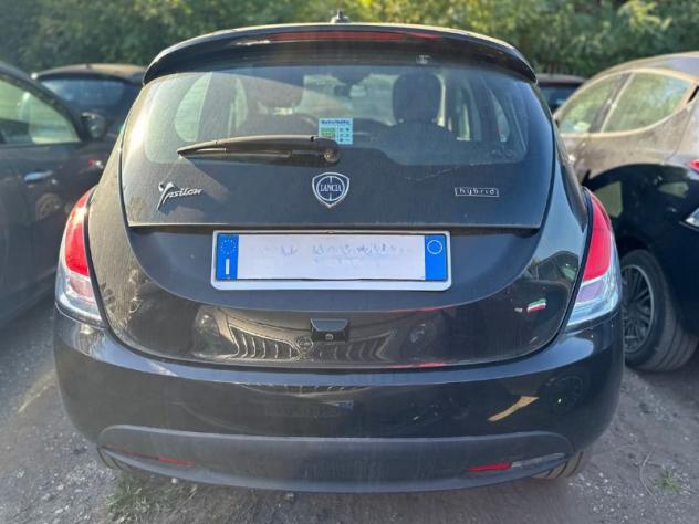 Lancia Ypsilon 1.0 FireFly 5 porte S&S Hybrid Gold - Foto 5