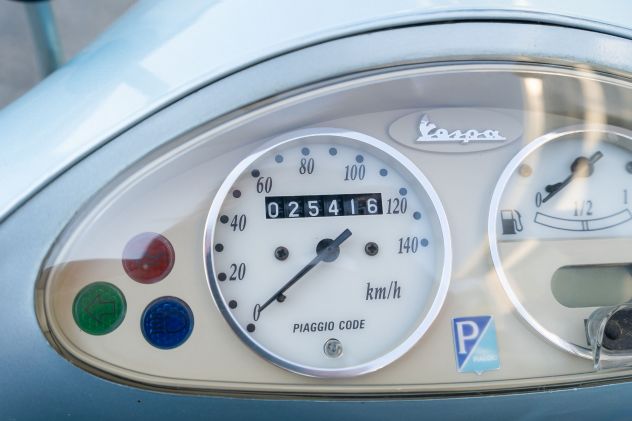 Piaggio Vespa ET4 150 - Perfetta, Batteria Nuova, Revisione 2028 - Foto 8