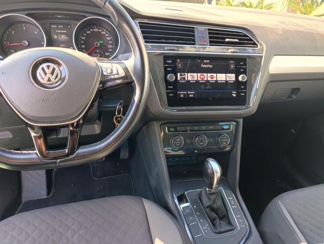 Volkswagen Tiguan 2.0 TDI SCR DSG Business BlueMotion Technology - Foto 9