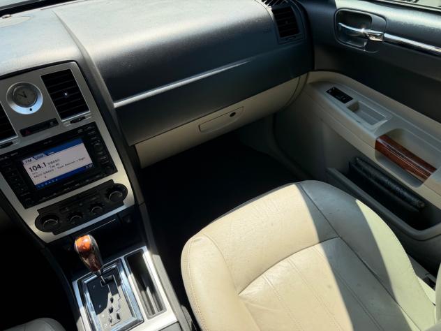Chrysler 300C 3.0 V6 CRD cat DPF Sedan - Foto 8