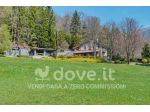 Villa di 300 m² con più di 5 locali in vendita a Dossena