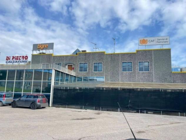 Immobile in asta di 311 m² con più di 5 locali in vendita a Bellante - Foto 4