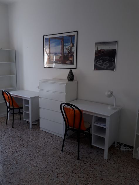 B.GO ROMA VERONA - CAMERA DOPPIA (anche come SINGOLA) IN AFFITTO PER STUDENTESSE - Foto 3