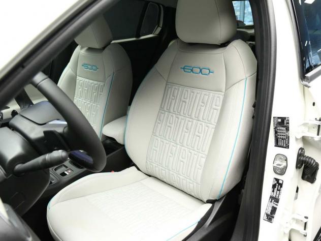 FIAT 600 1.2 Hybrid 145cv La Prima II - Foto 8