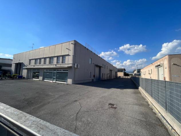 Immobile di 530 m² con 2 locali in affitto a Torbole Casaglia - Foto 8