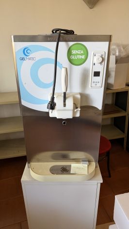 MACCHINA SOFT PER GELATO E YOGURT USATA - Foto 2