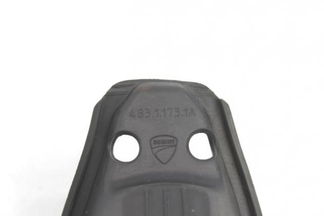 DUCATI PANIGALE 1199 48311731A COVER GOMMA CODINO 13 - 17 TAIL RUBBER COVER - Foto 4