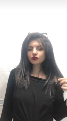 Ragazza 23 anni troia Tel:3534052123