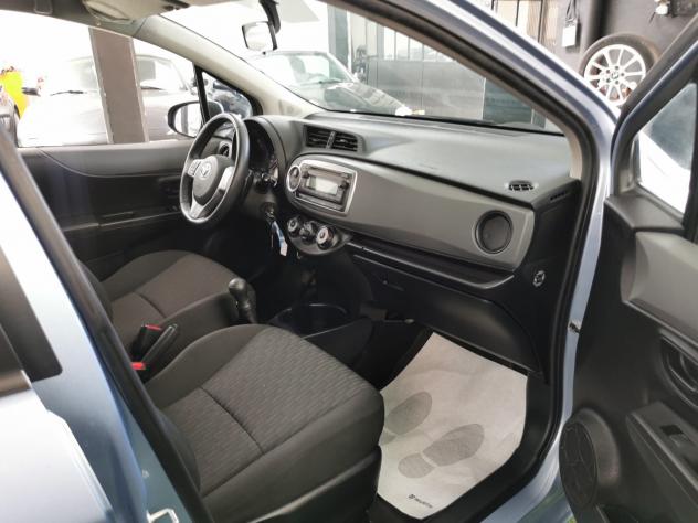 Toyota Yaris 1.0 5 porte Trend GANCIO TRAINO GARANZIA 12 MESI - Foto 8