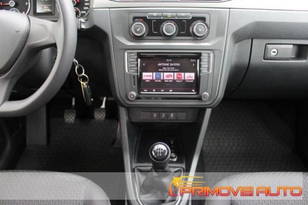 VOLKSWAGEN Caddy 2.0 TDI 102 CV Trendline rif. 20099784 - Foto 2