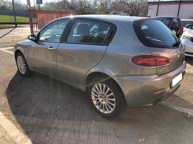 Alfa Romeo 147 1.6 16V TS (105) 5 porte Progression - Foto 9