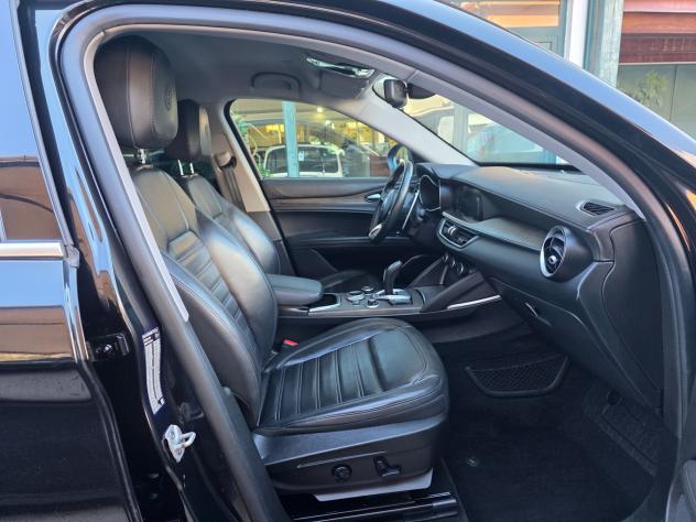 Alfa Romeo Stelvio 2.2 Turbodiesel 210 CV AT8 Q4 TI - Foto 4