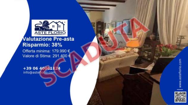 Immobile in asta di 198 m², box auto in vendita a Daverio