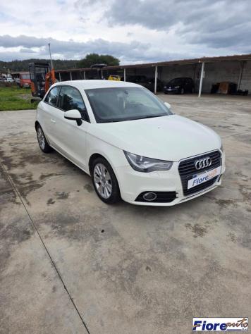 AUDI - A1 - 1.6 TDI F.AP. Attraction - Foto 3