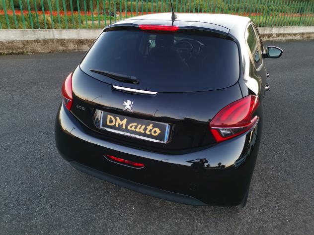 Peugeot 208 BlueHDi 75 5 porte Black Line 2 - Foto 9