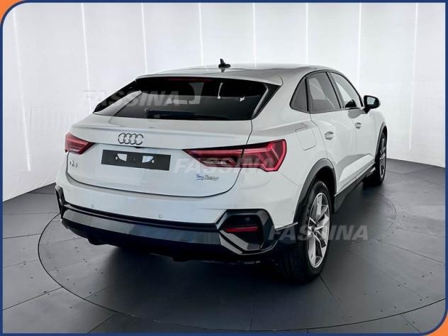 Audi Q3 Sportback SBP 35 TFSI S tronic - Foto 6