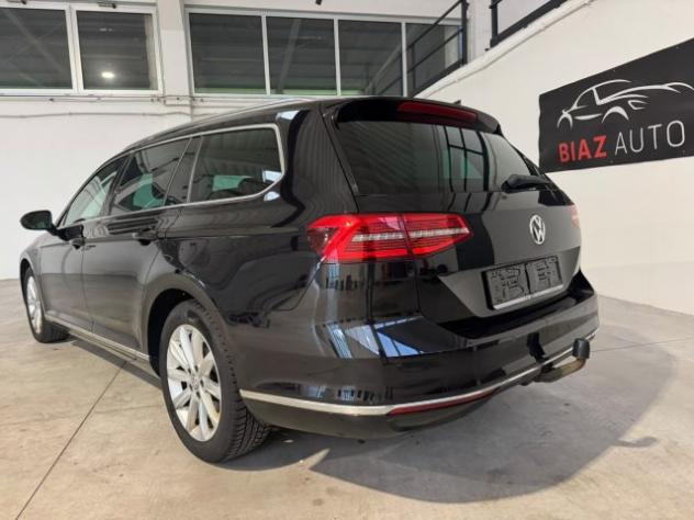 VOLKSWAGEN Passat Variant 2.0 TDI Executive BlueMotion Tech. 150CV rif. 24091150 - Foto 3
