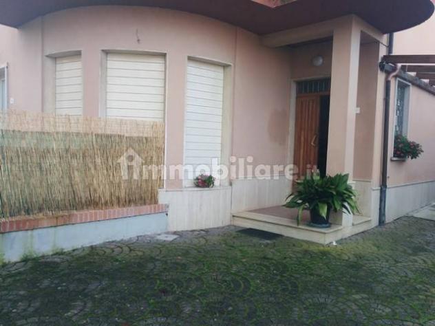 Magione vendesi stabile palazzo 5 vani 200 Mq - Foto 8