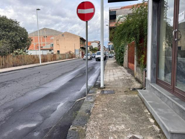 Locale commerciale in affitto a Belpasso - Foto 4