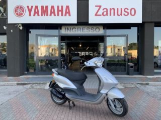 Piaggio Fly 50 scooter 50 4T