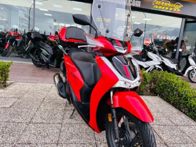 HONDA SH 150 TUTTO INCLUSO ANCHE PASSAGGIO! MINI RATE rif. 24019081 - Foto 4