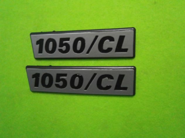Fiat 127 1050 CL ScrItte loghi targhette modanature laterali Fiat 127 1050 CL - Foto 2