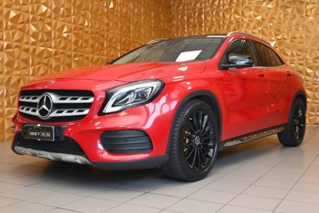 MERCEDES-BENZ GLA 200 PREMIUM AMG AUTO TETTO CAM PELLE LED 19"STRAFULL!! rif. 23699908