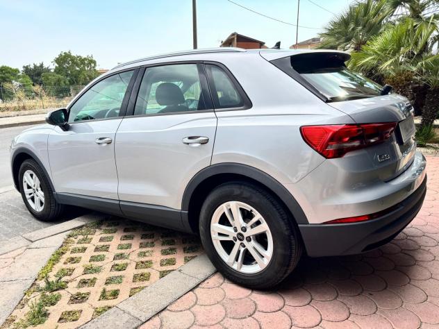 Audi Q3 35 TDI S tronic Business - Foto 6