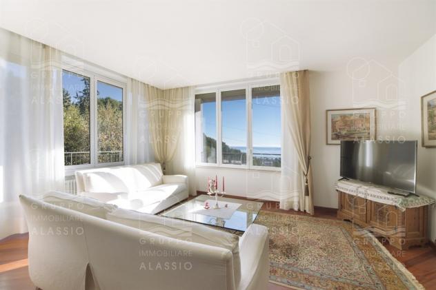 Villa indipendente di prestigio con vista mare, grande parco privato e ampia autorimessa - Foto 11