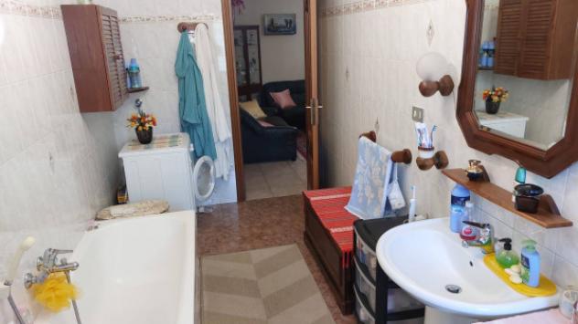 Villetta a schiera di 280 m² con più di 5 locali e box auto in vendita a None - Foto 16
