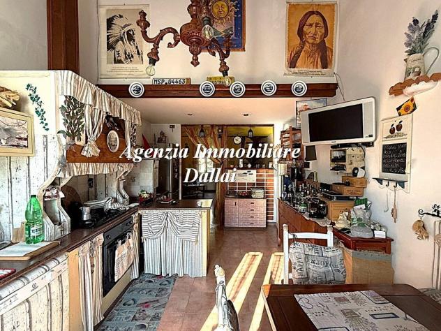 Appartamento con terrazzo, garage e cantina - Foto 14