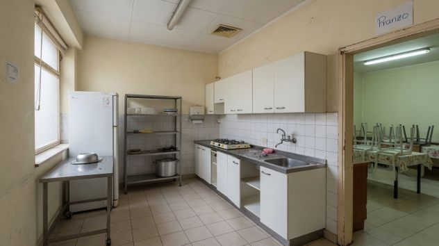 Spazio per attività socio-assistenziali in affitto a Sant'Egidio alla Vibrata - Foto 2