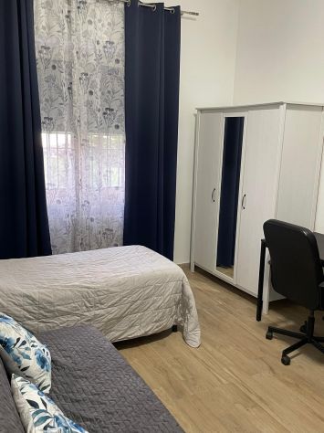 Ampia stanza in bilocale ristrutturato - BICOCCA (M5) - Foto 5