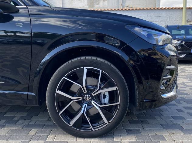 Volkswagen Tiguan R-Line 1.5 TSI E-Hybrid 204CV DSG - Foto 8