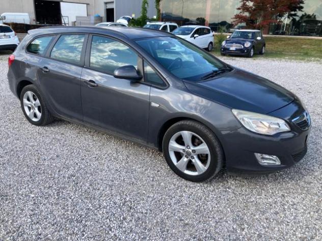 OPEL Astra 1.7 CDTI 110CV Sports Tourer Cosmo rif. 24013962 - Foto 2