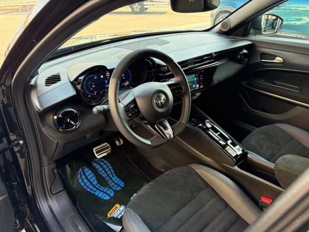 Alfa Romeo Junior Ibrida 1.2 145CV Hybrid eDCT6 ibrida Q4 INTENSA - Foto 9
