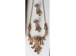 COLLIER COLLANA E ORECCHINI CON BRILLANTI ROSSI E BIANCHI DI BIGIOTTERIA -