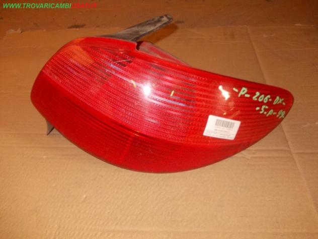 FANALE POST.D. (Supp.Int.Rot.)(versione fino al 04/2003, con luci orizzontali) PEUGEOT 206 (T1) 3 porte / 5 porte / CC  Parti elettriche  Fanaleria  F